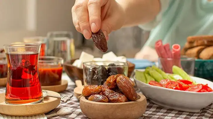 Keutamaan Makan Sahur