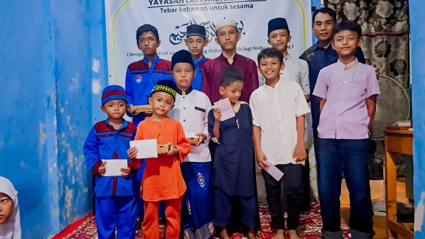 kegiatan santunan yatim sekaligus milad yayasan