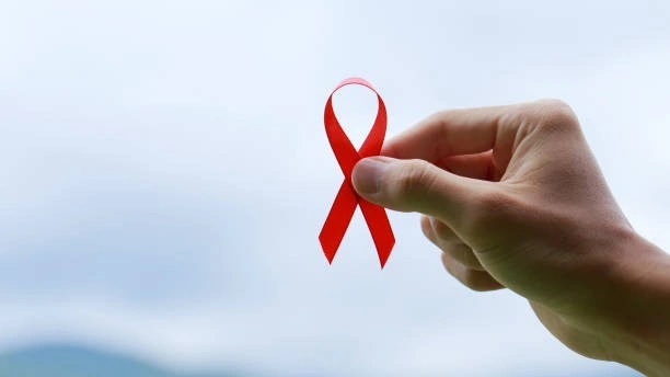 memperingati hari AIDS sedunia